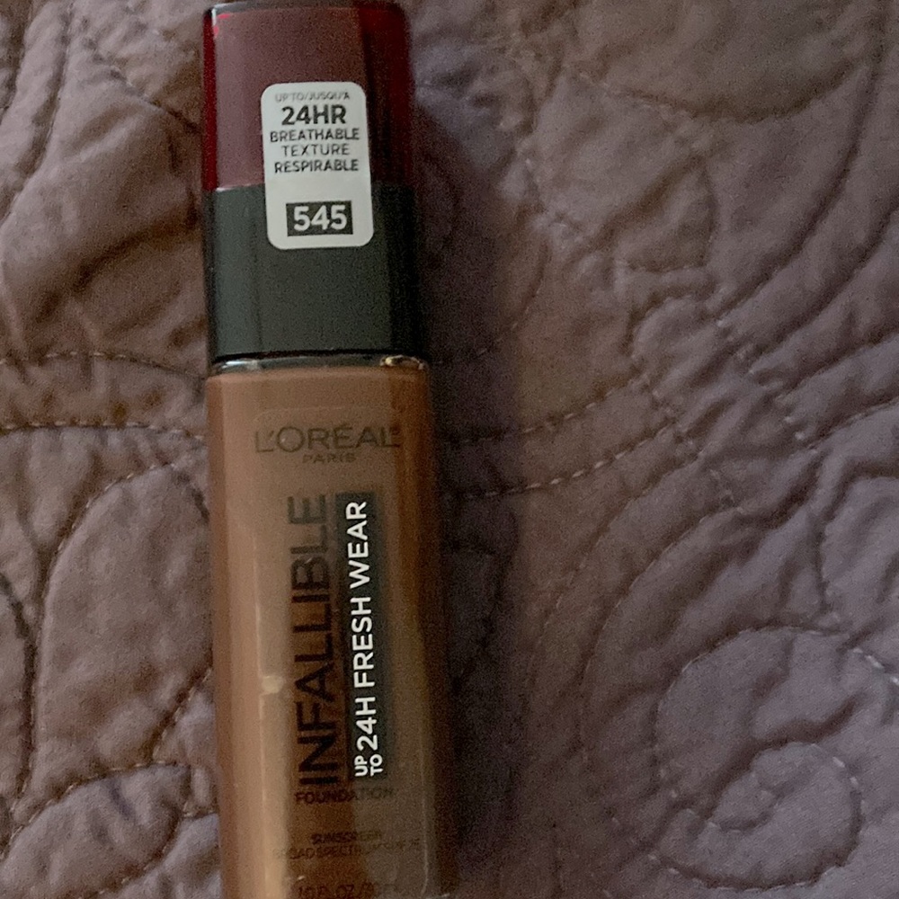 L’Oréal infallible 24 hour foundation spf25